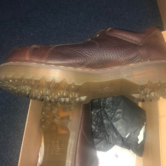 Shoes - Picture 7 of 7